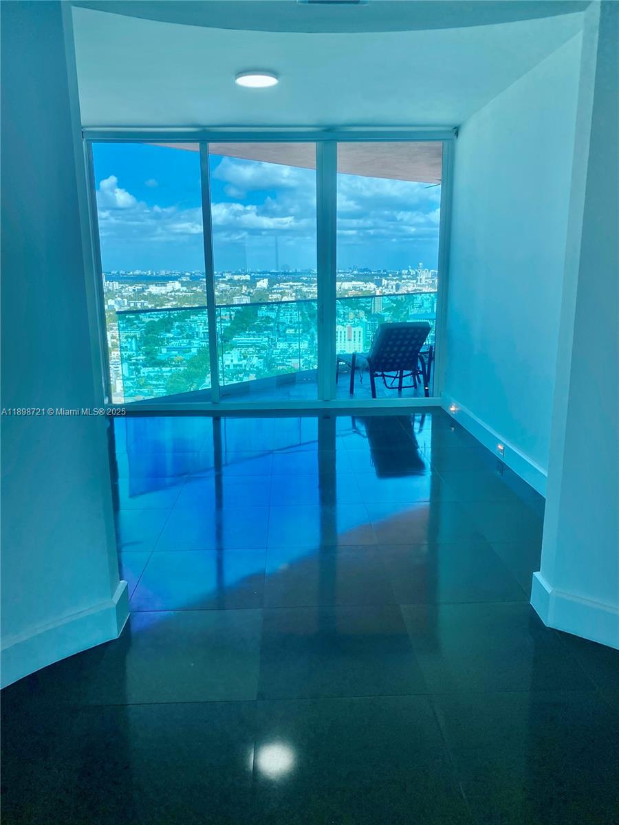 PORTOFINO TOWER CONDO - Residential Lease