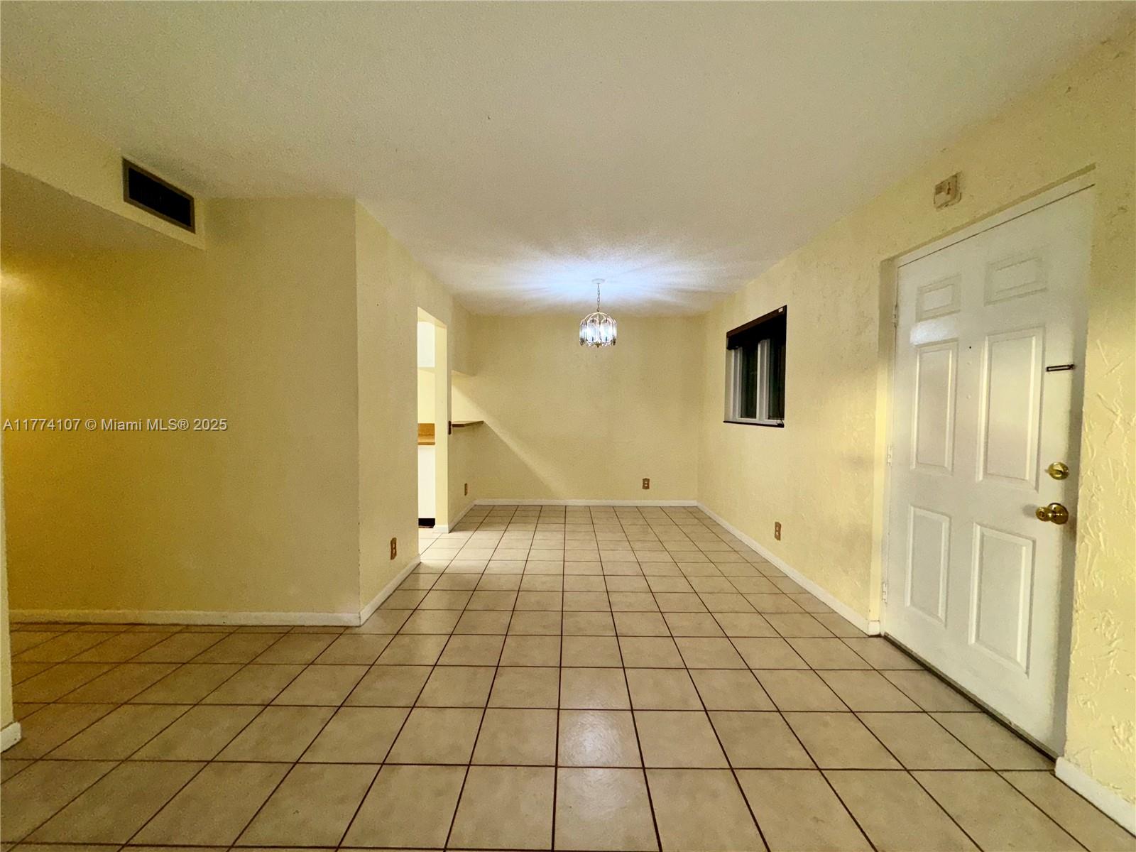 MAHOGANY KEY CONDO #3 - Residential