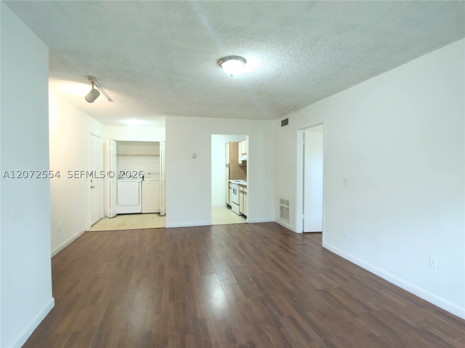 4241 W Mcnab Rd 27