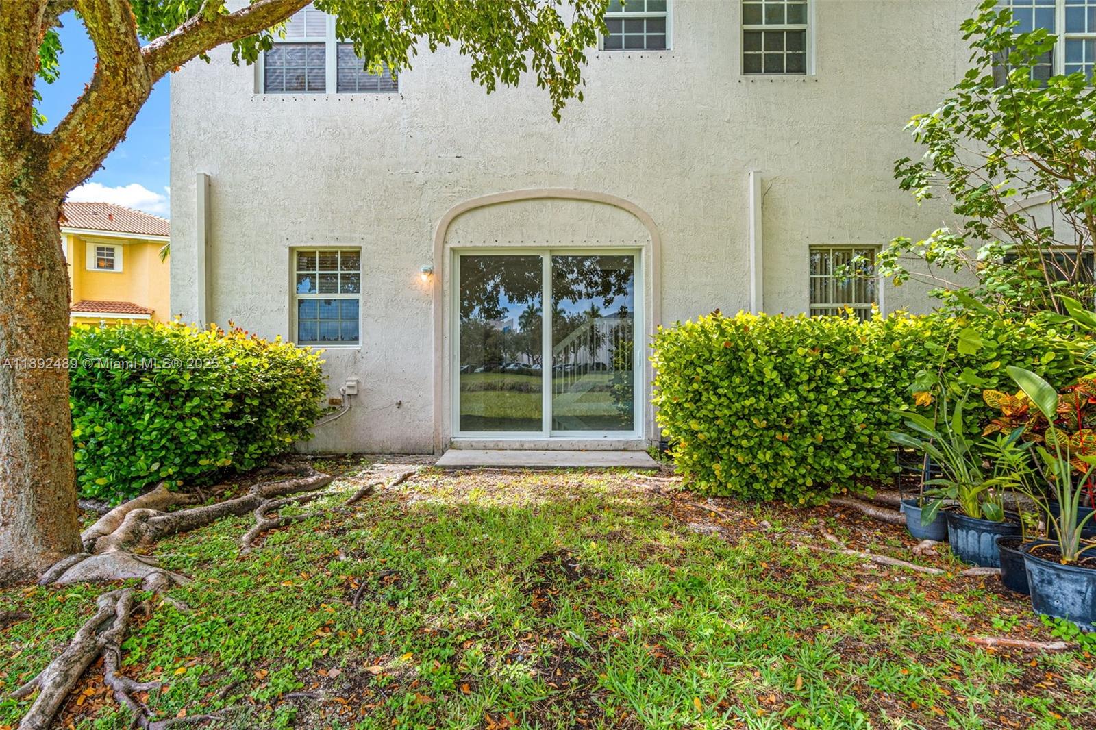 PORTOFINO VILLAS WEST - Residential Lease