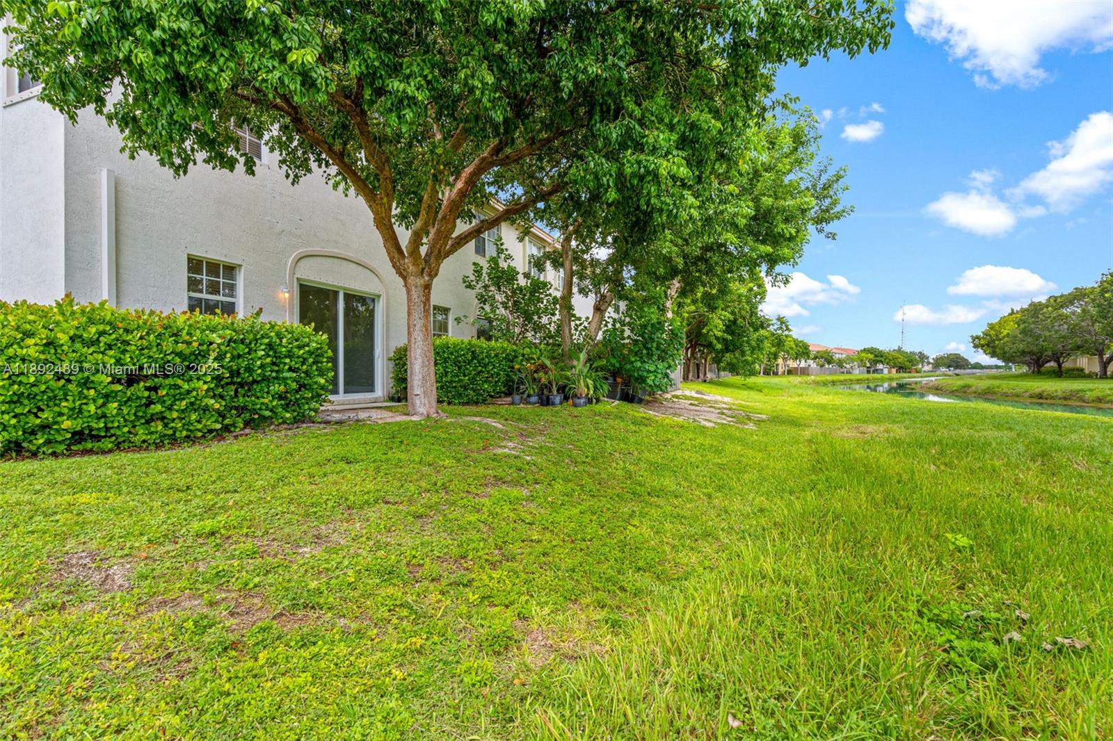 PORTOFINO VILLAS WEST - Residential Lease