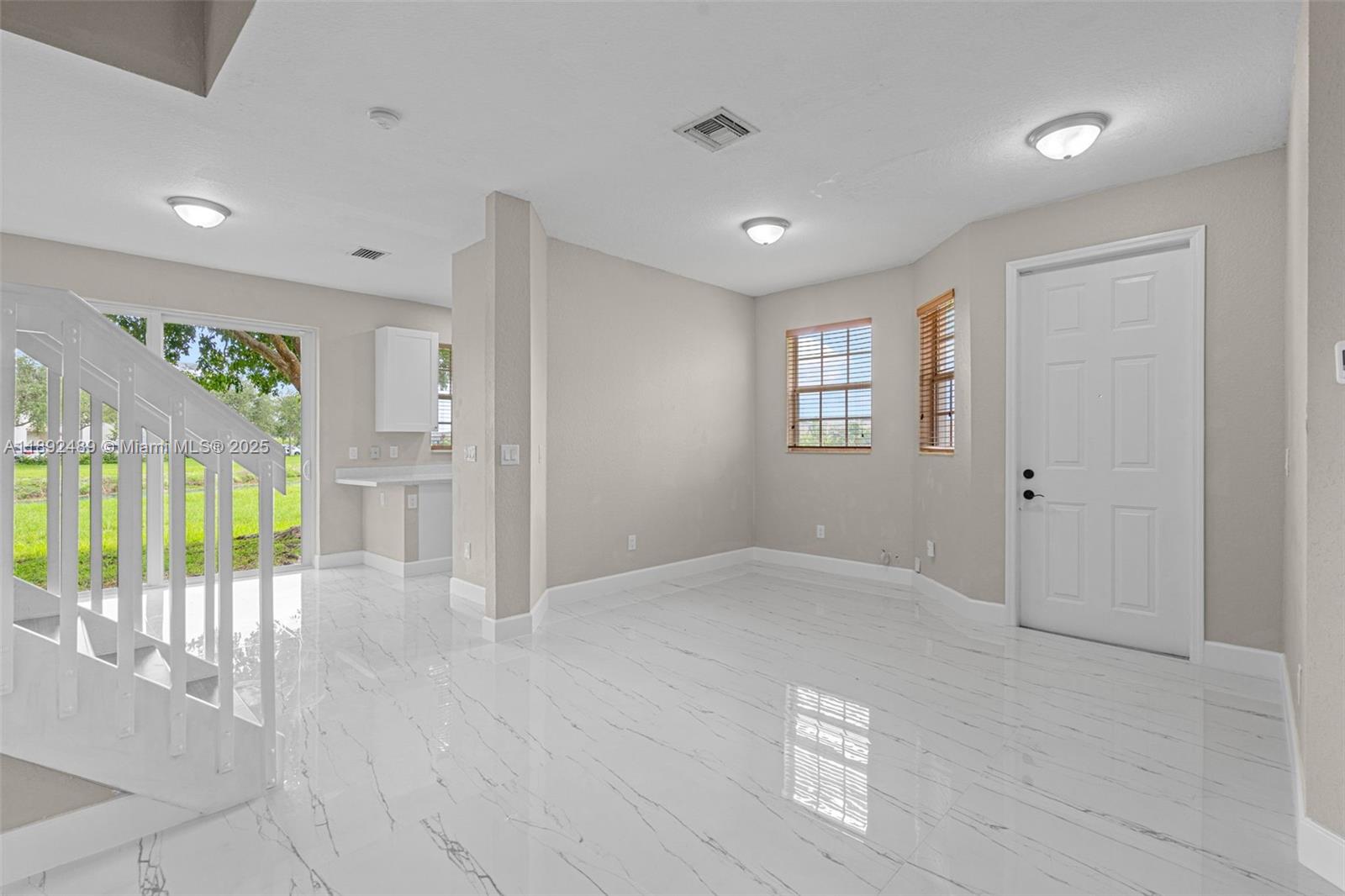 PORTOFINO VILLAS WEST - Residential Lease