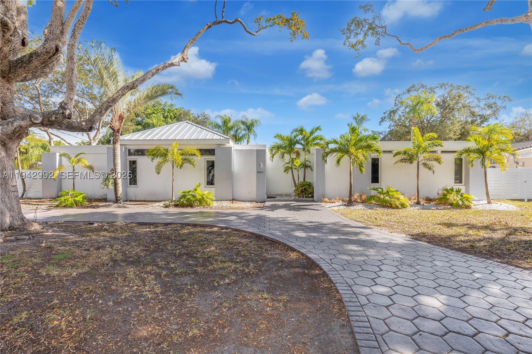 18555 SW 83rd Pl
