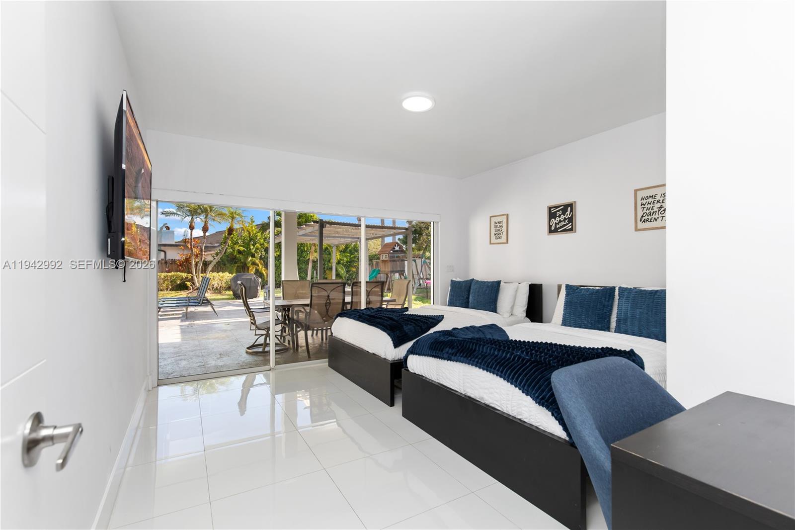 OMNI ESTATES 2ND ADDN - Residential