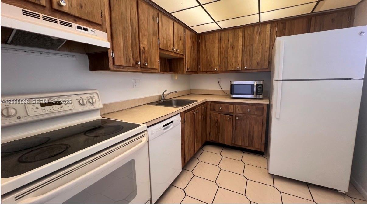 KENDALL ACRES WEST CONDO - Residential