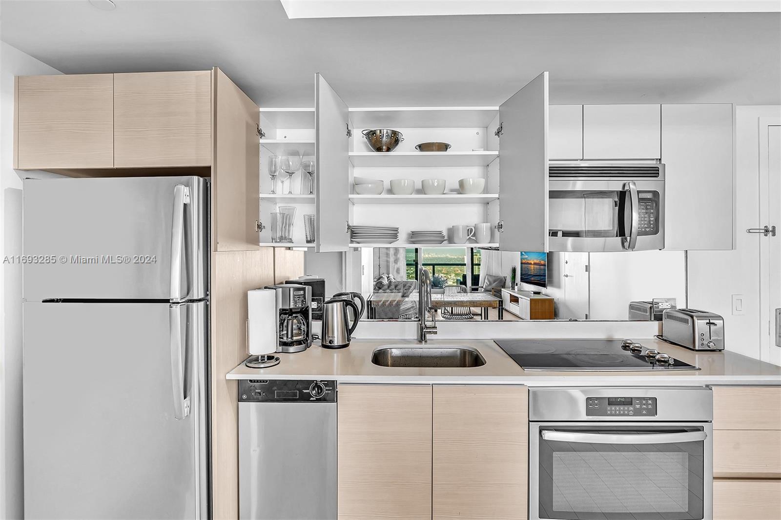 BEACHWALK CONDOMINIUM - Residential