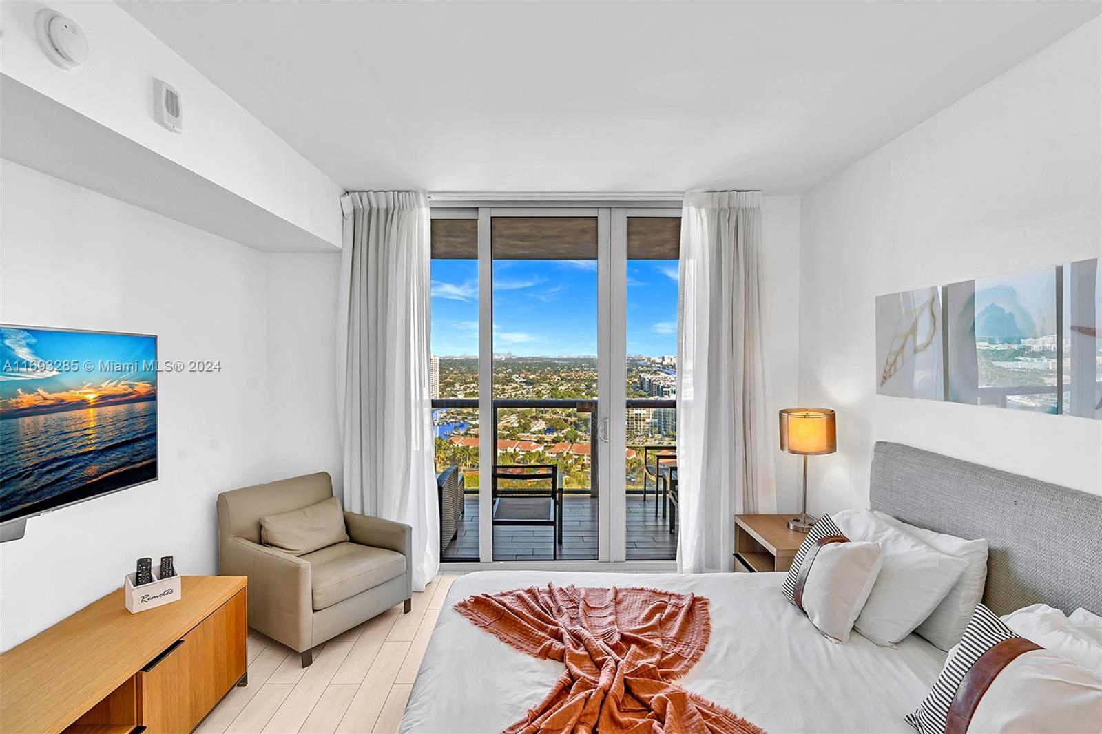 BEACHWALK CONDOMINIUM - Residential