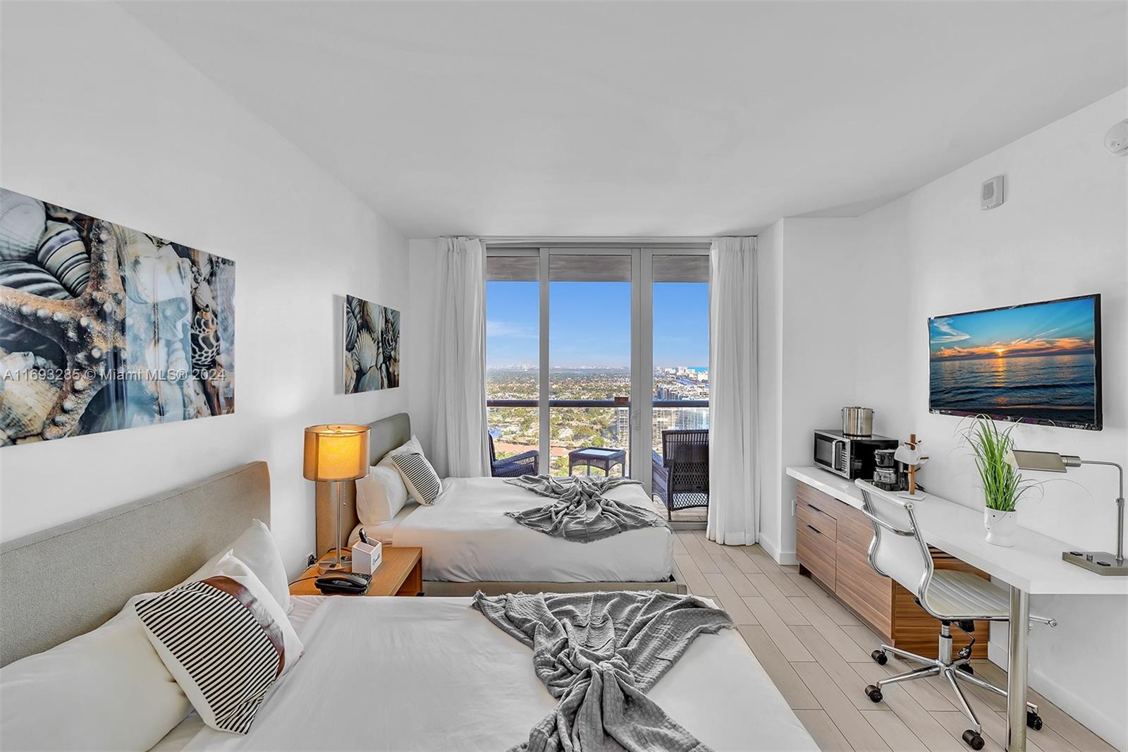 BEACHWALK CONDOMINIUM - Residential