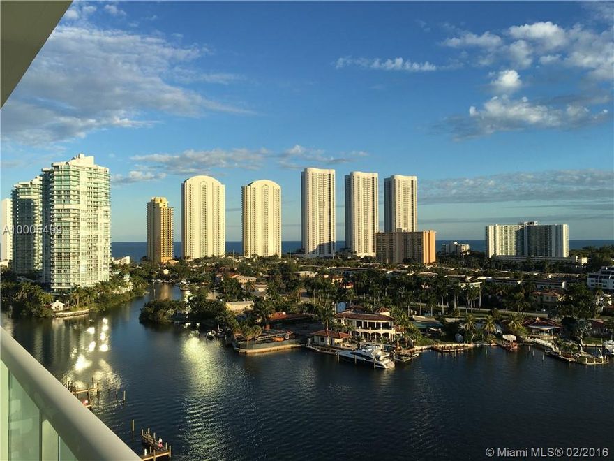 BAY FRONT 3BEDS/2.5BATH BEING SOLD COMPLETELY FINISHED WITH WHITE GLASS PORCELAIN FLOOR 32X32, A MODIFIED FLOOR PLAN AND 2 PARKING SPACES. ALL THE 3 BEDROOMS HAVE WATER VIEW! CONSTRUCTION IS ONGOING. A MUST SEE! The 400 Sunny Isles offers a resort life style and features a dry and wet marina, state of the art gym and spa, two clay tenis courts, bay-front pool, hot and cold plunge pools, sauna, steam room, outside jacuzzi, pool bar, bay-front restaurant, full time concierge, beach service and more.