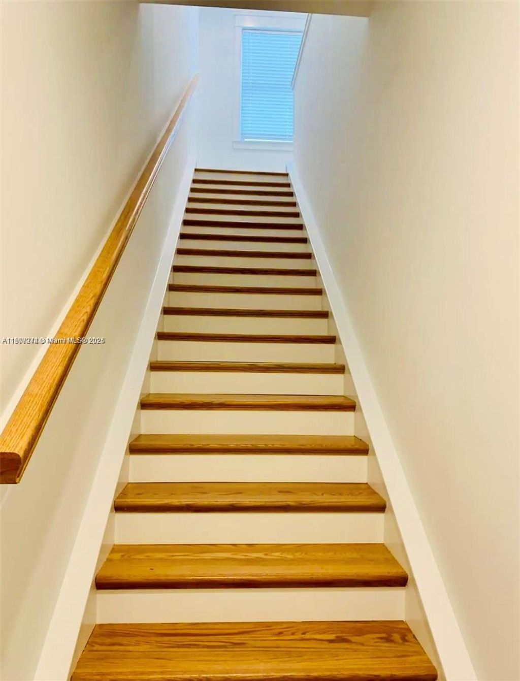 Photo of 667 SW Cleveland Ave #3, Stuart, FL 34994 (MLS # A11907374)