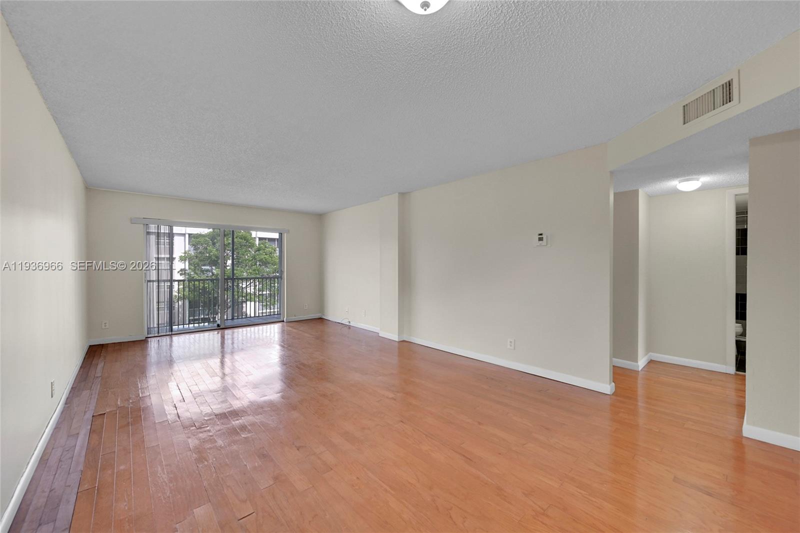 1100 NW 87th Ave 401