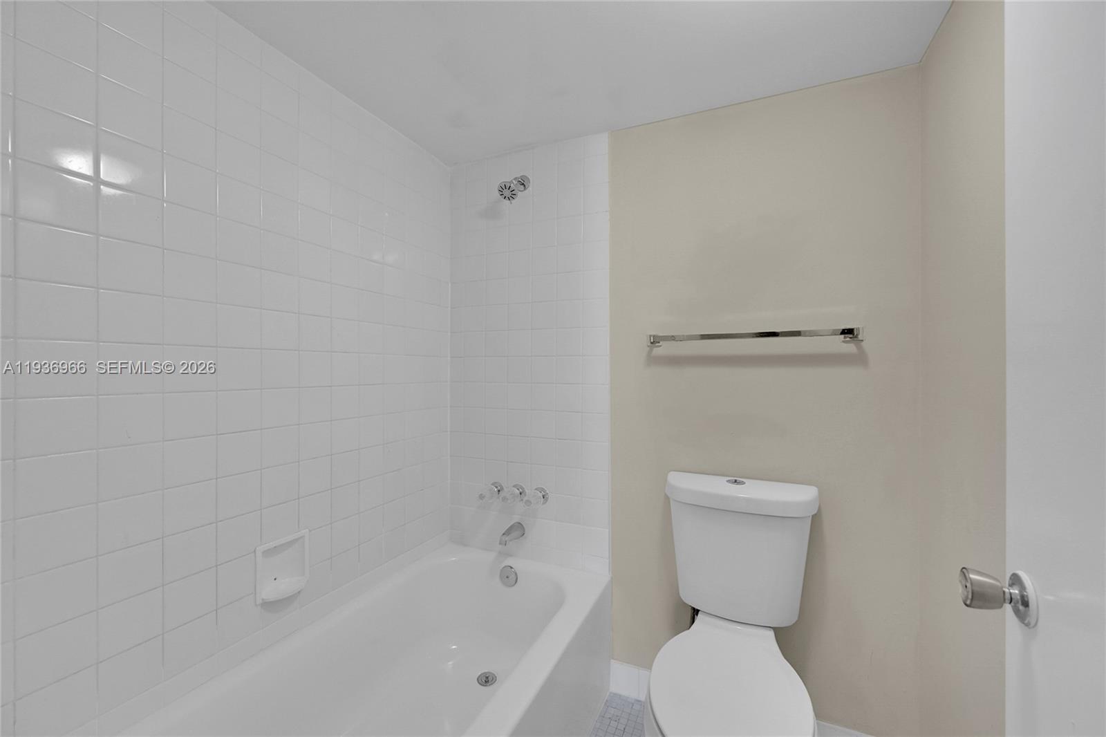 SHERWOOD SQUARE CONDOMINI - Residential