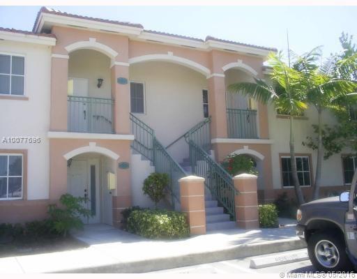 GREAT 2 BEDROOM 2 BATH SECOND FLOOR CONDO.