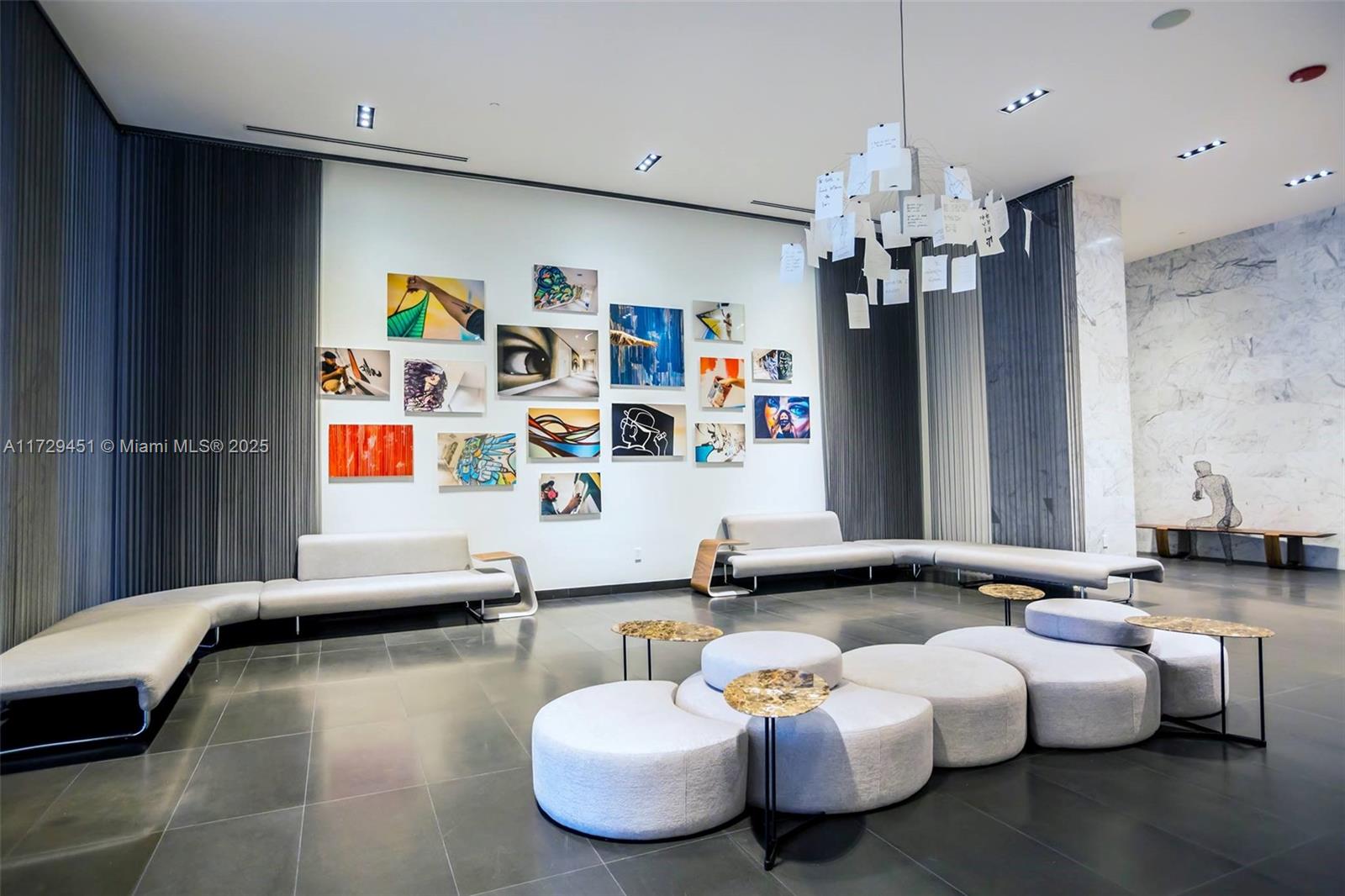CANVAS CONDO - Residential