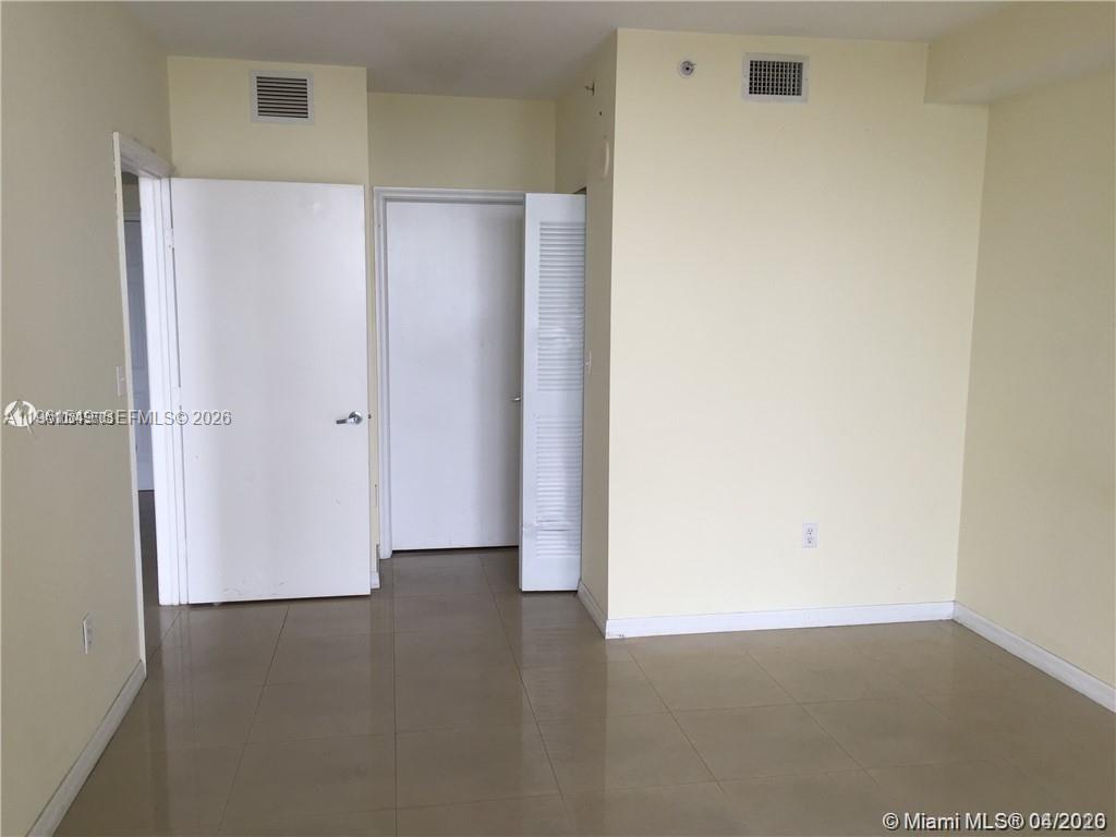 ALTOS DE MIAMI CONDO - Residential