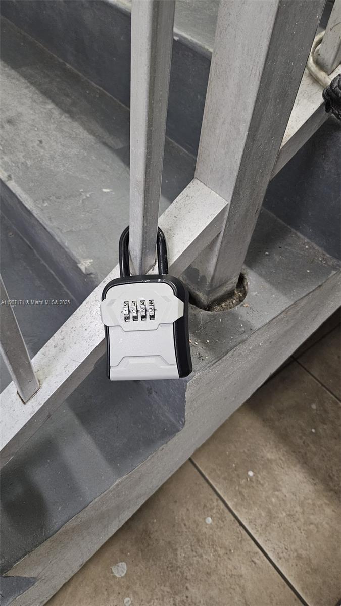 SERENITY ON THE RIVER CON - Residential Lease