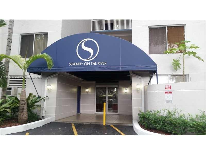 SERENITY ON THE RIVER CON - Residential Lease