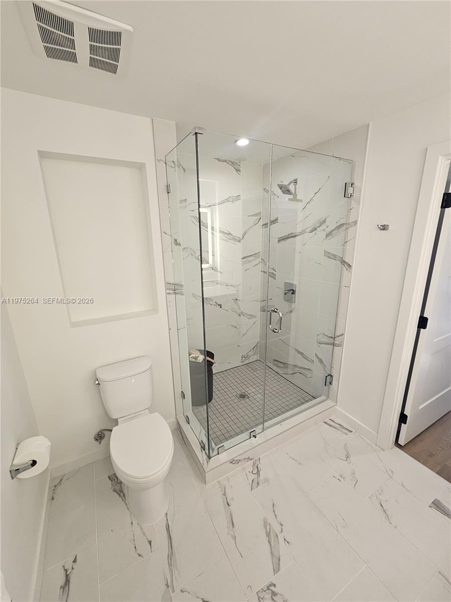 SUB OF FOSTER & SANCHEZ T - Residential Lease