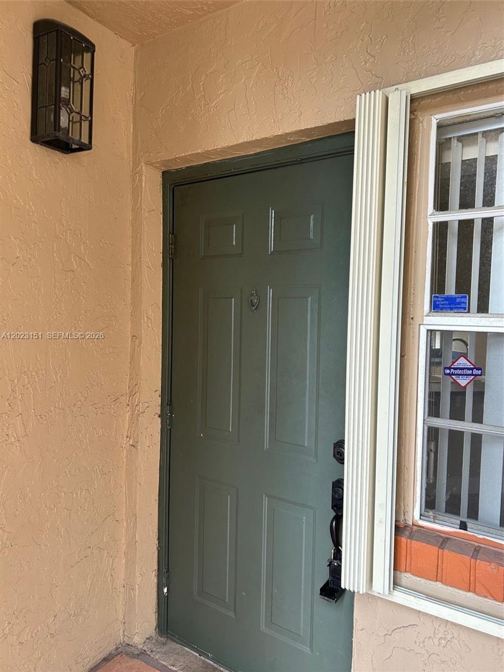 Photo of 301 SW 86th Ave #102, Pembroke Pines, FL 33025 (MLS # A12023151)