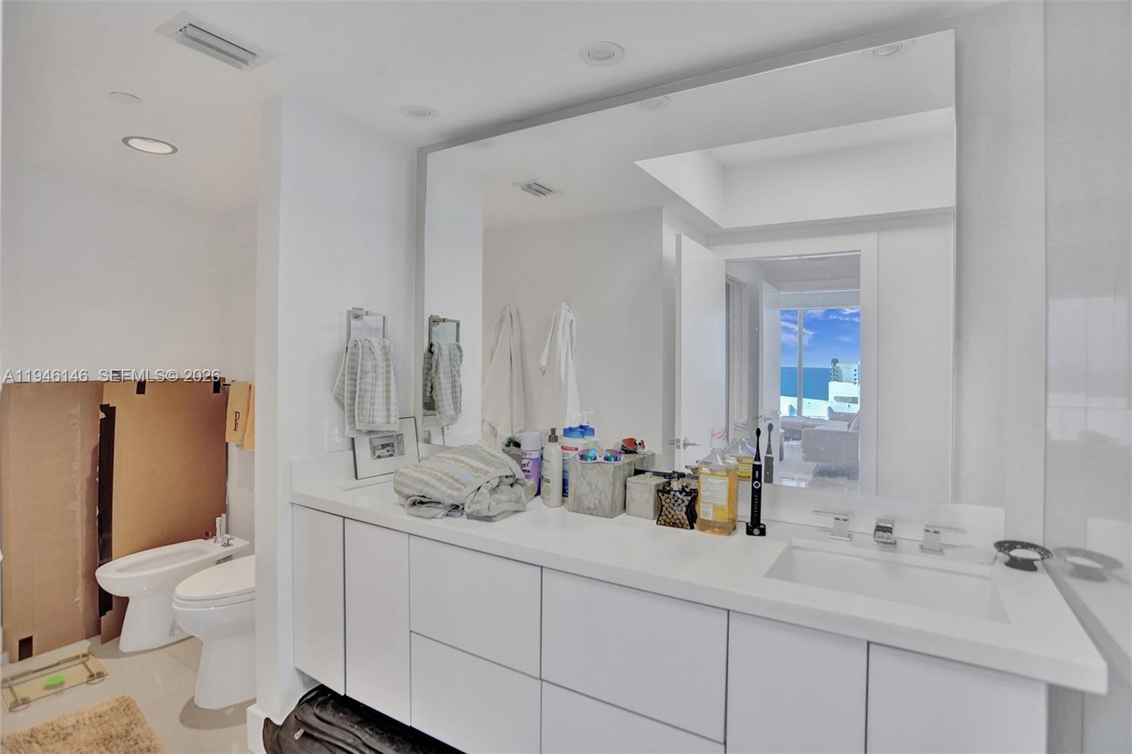 BLUE DIAMOND CONDO - Residential