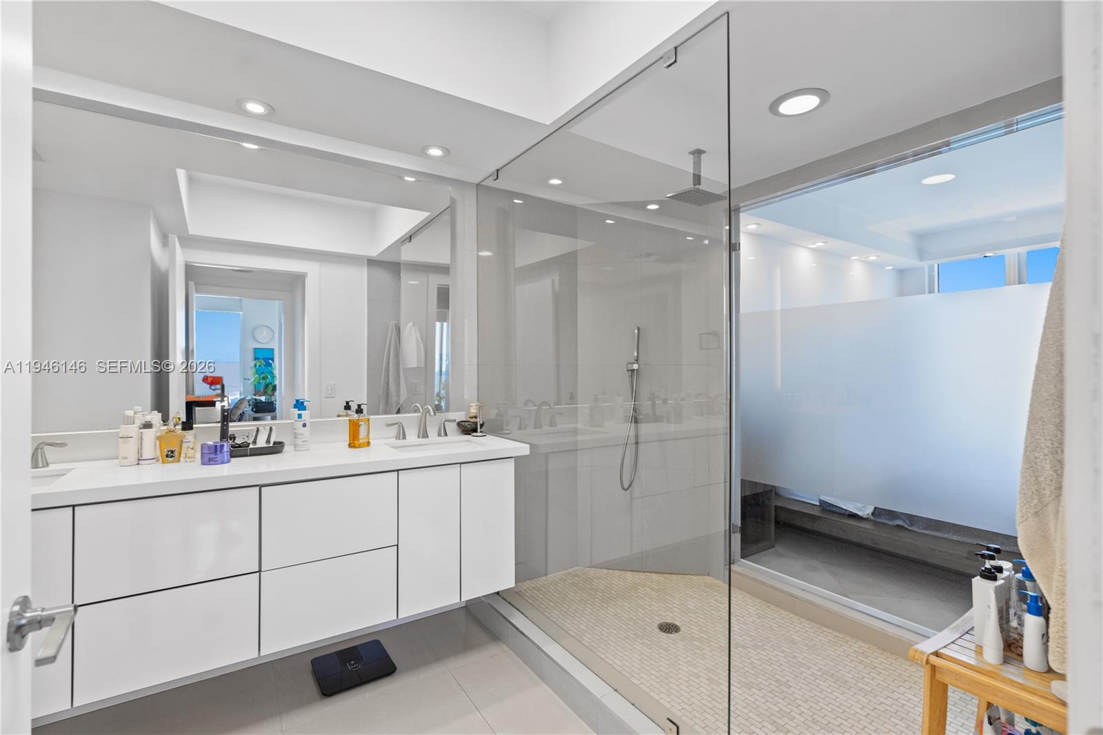 BLUE DIAMOND CONDO - Residential