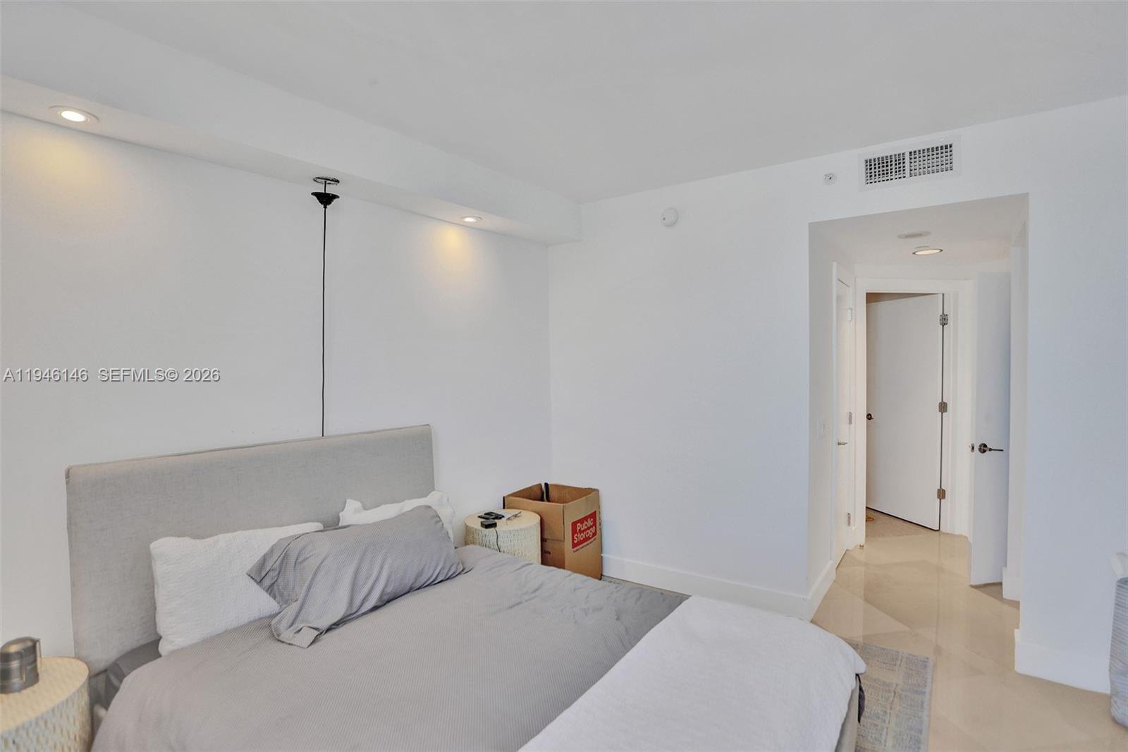 BLUE DIAMOND CONDO - Residential