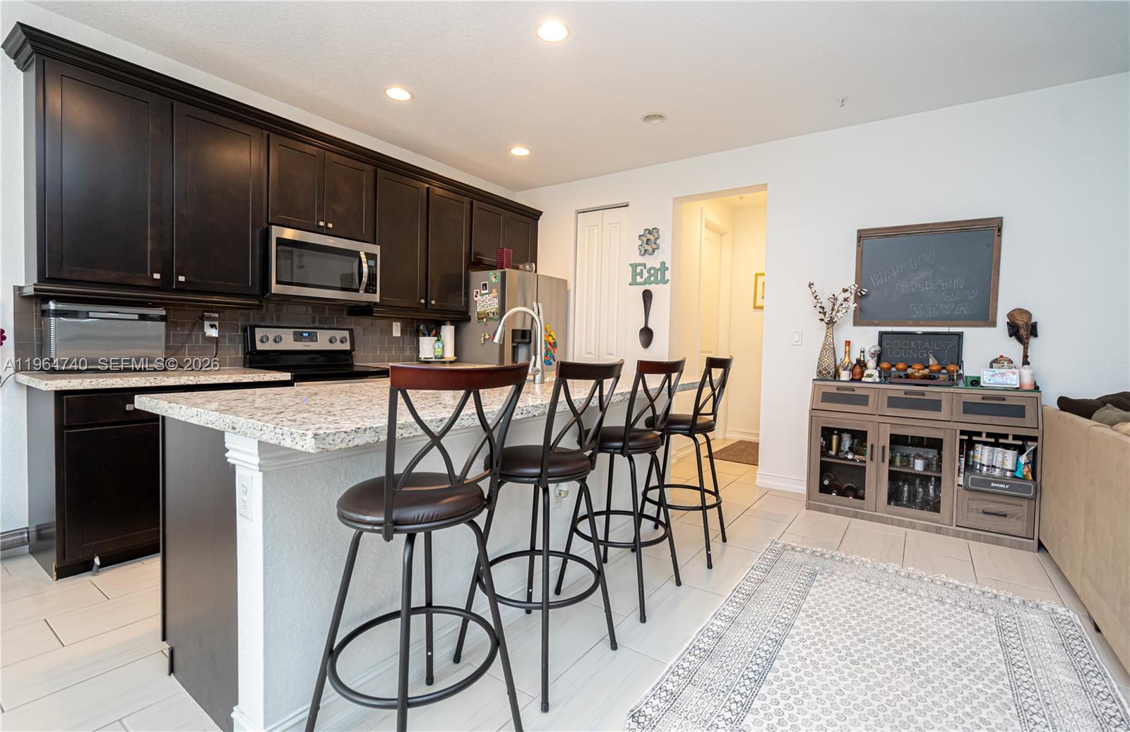PEMBROKE LAKES SOUTH - Residential
