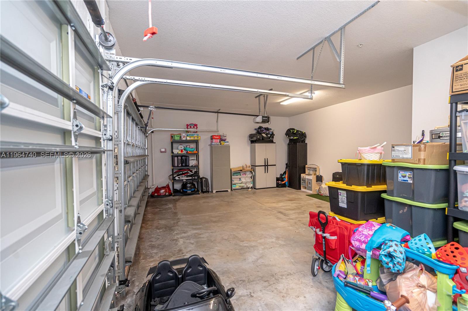 PEMBROKE LAKES SOUTH - Residential