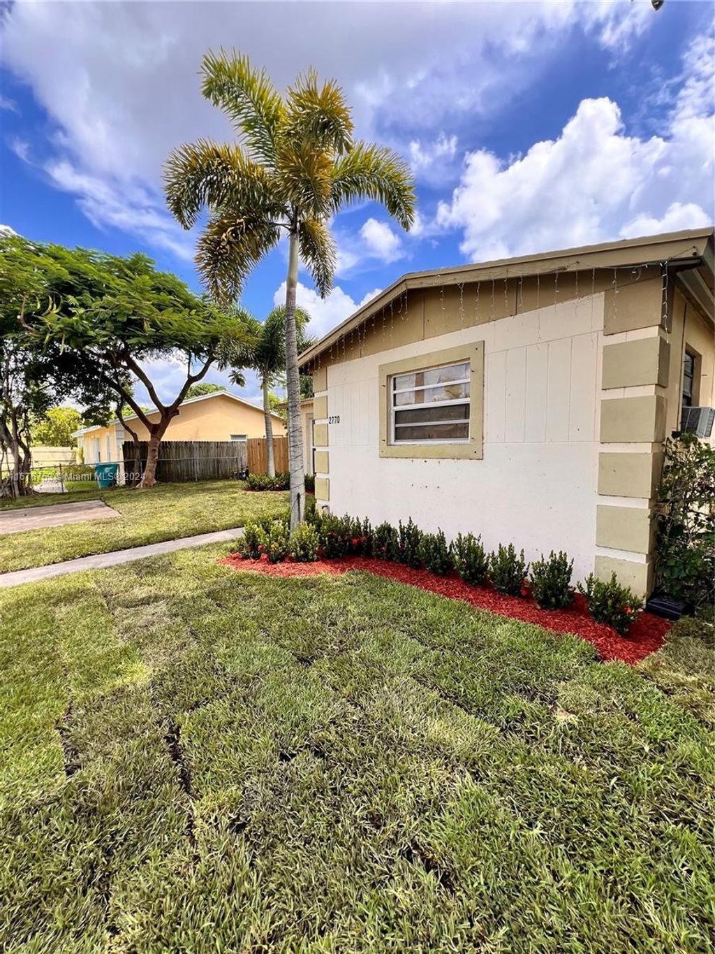 Photo of 2770 NE 4th St #house, Boynton Beach, FL 33435 (MLS # A11676753)