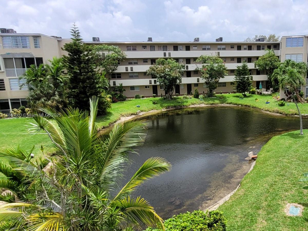 Spacious 2-Bed, 2-Bath Apartment for Rent in Miami, FL Welcome to your new home in the heart of Miami! This bright and airy 2-bedroom, 2-bathroom apartment is located on the 4th floor of a well-maintained condominium surrounded by serene lakes and lush natural greenery. Enjoy peaceful living with beautiful views and a strong sense of community. The building features convenient laundry facilities on every floor and access to a sparkling community pool - perfecto for relaxing on warm Florida days. Ideally situated just minutes from top-rated (Grade A) schools, major expressways, beaches, Aventura Mall, airports, and more. You'll also be close to shopping centers, grocery stores, banks, gyms, and everything you need for daily life. Don't miss this opportunity ! Schedule your tour today!