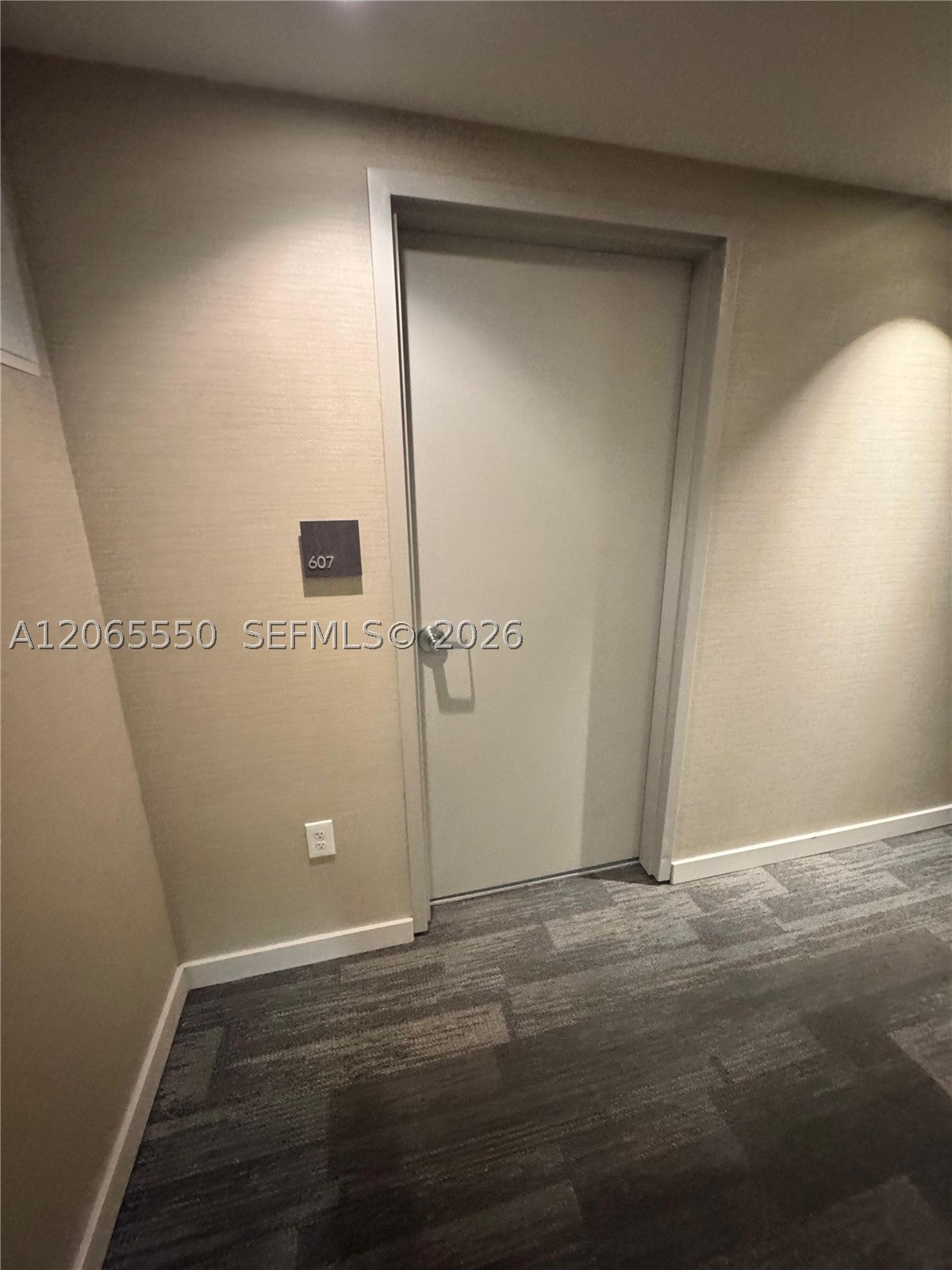 1010 SW 2nd Ave 607