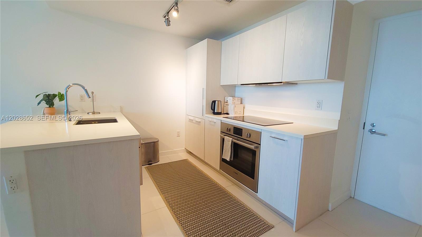 501 NE 31st St 1002