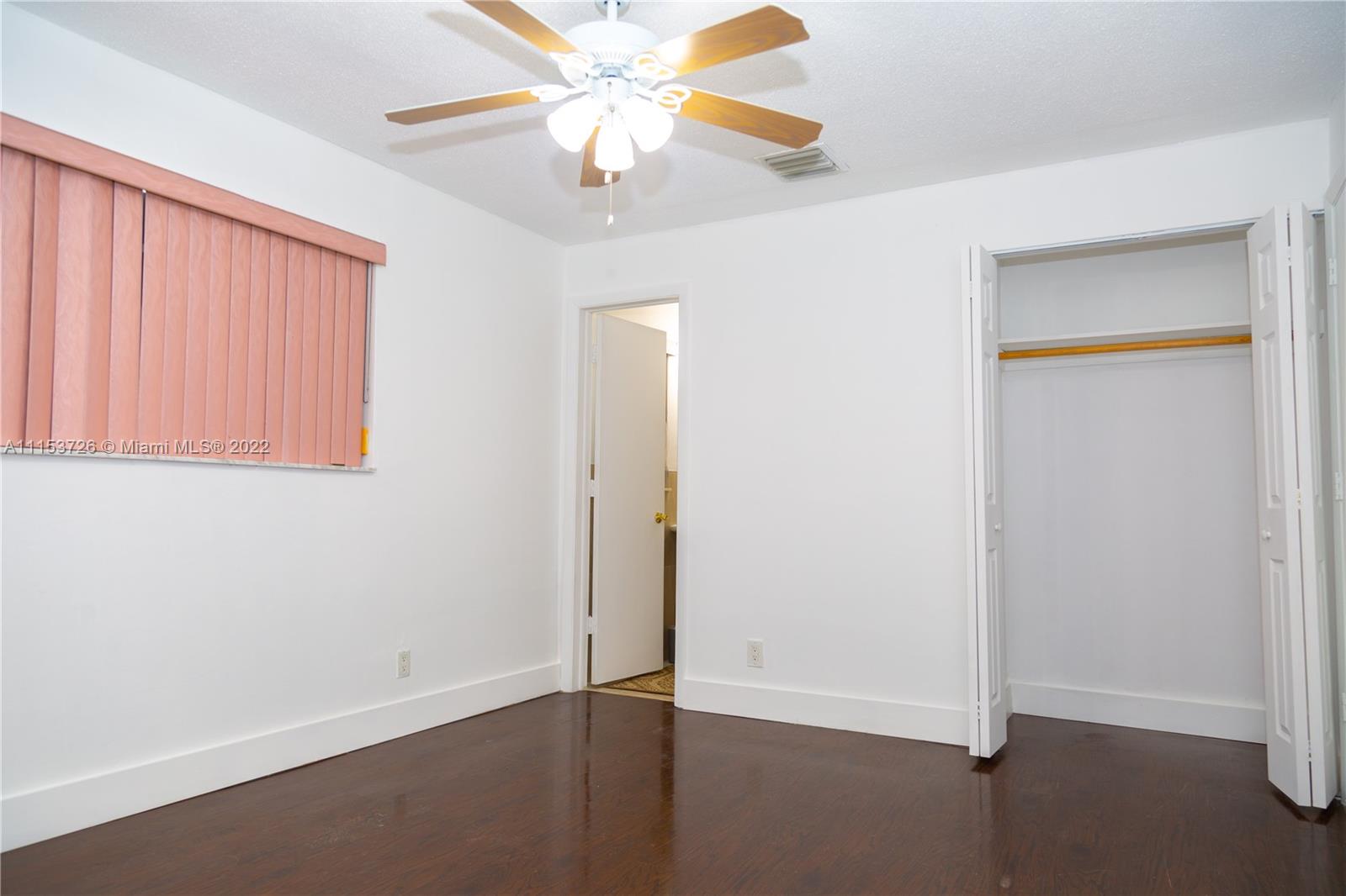 COLLEGE PARK - Residential