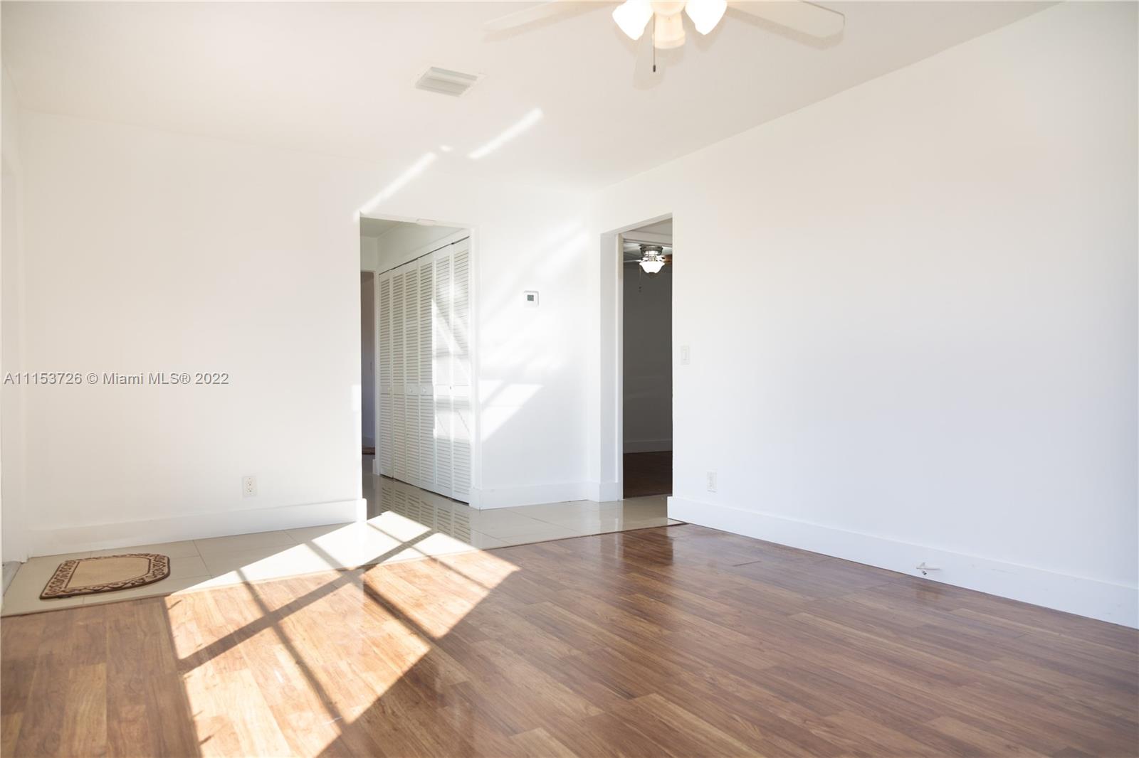 COLLEGE PARK - Residential