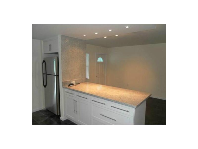 ACADEMY APARTMENTS - Residential Lease