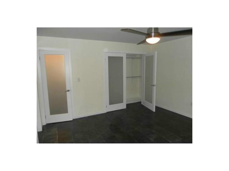 ACADEMY APARTMENTS - Residential Lease