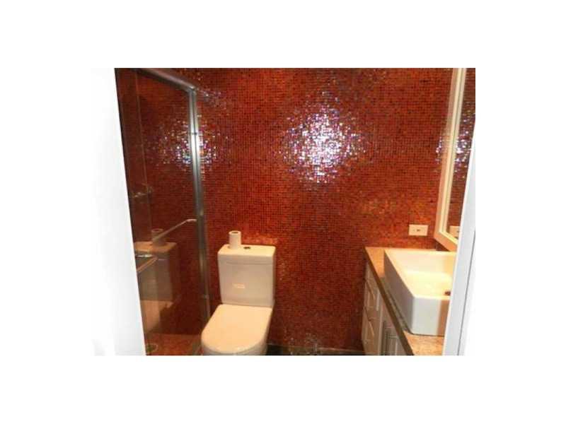 ACADEMY APARTMENTS - Residential Lease