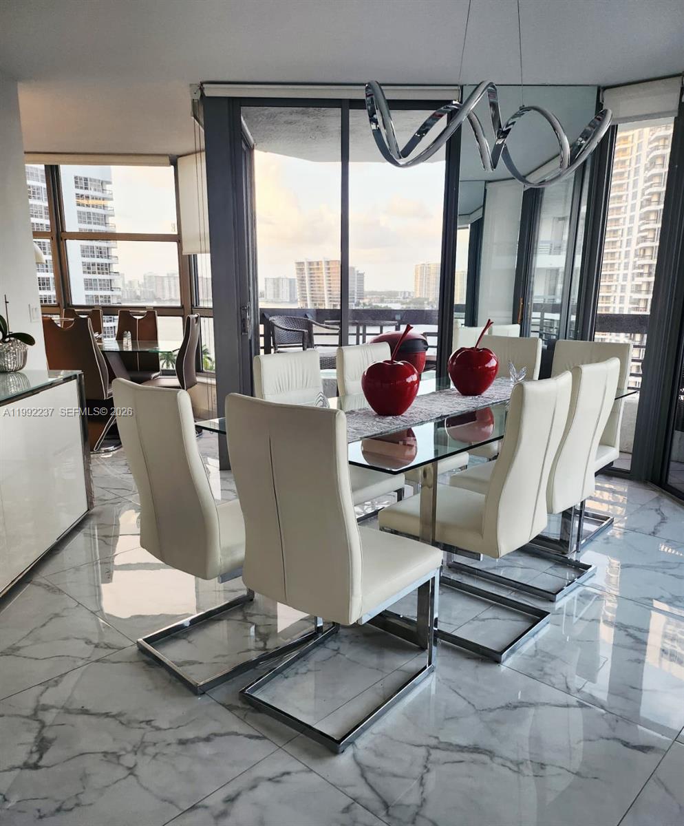 MYSTIC POINTE TOWER 400 C - Residential