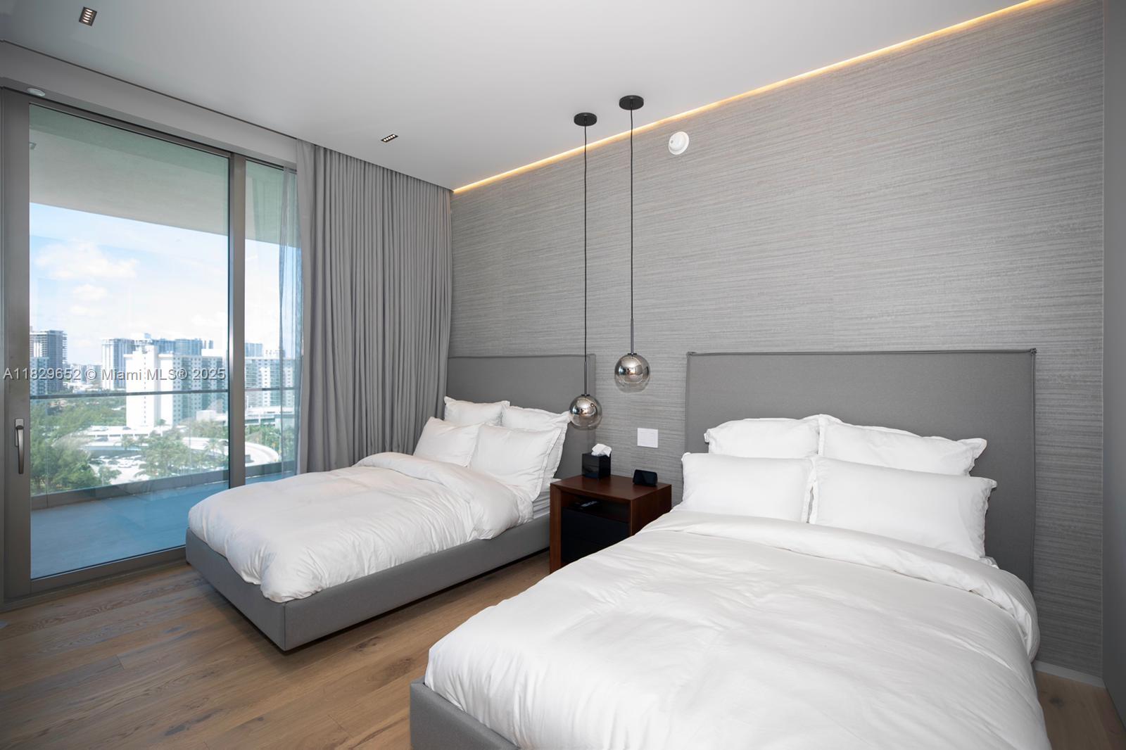 18975 COLLINS CONDO - Residential