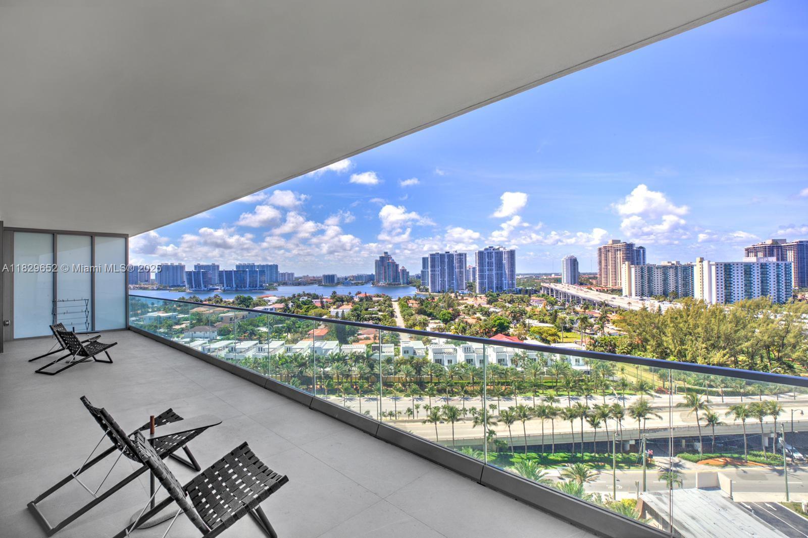 18975 Collins Ave 1002, Sunny Isles Beach, FL, 33160/$6,250,000 2 18975 Collins Ave 1002