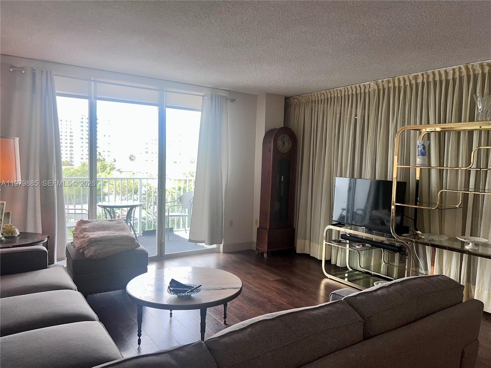 ADMIRALS PORT CONDO WEST - Residential Lease