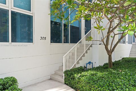2020 N Bayshore Dr TH 104 Miami FL 33137