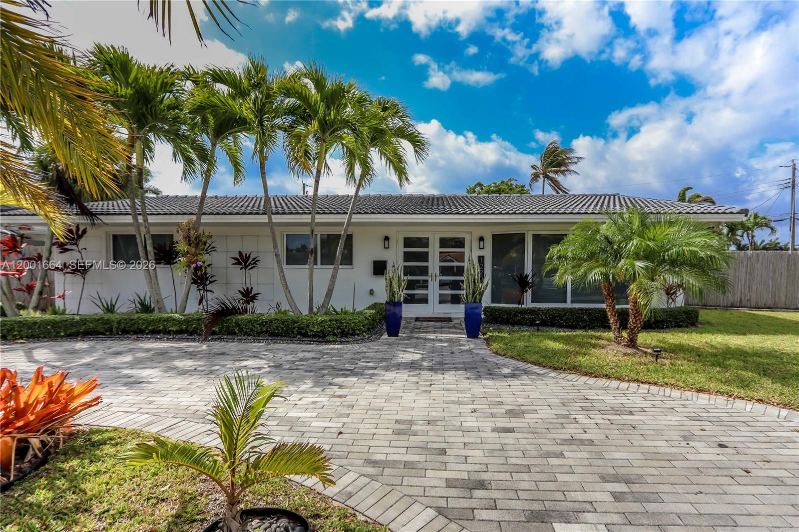 Hollywood, Florida, 33019, United States, 4 Bedrooms Bedrooms, ,3 BathroomsBathrooms,Residential,Active,2037497