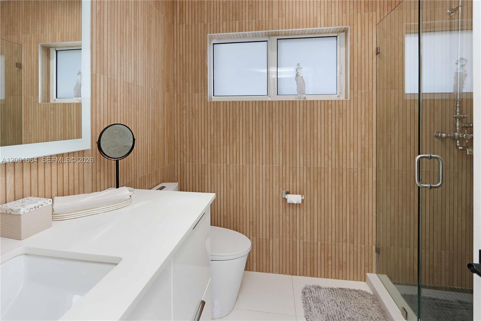 HOLLYWOOD GOLF ESTATES SE - Residential