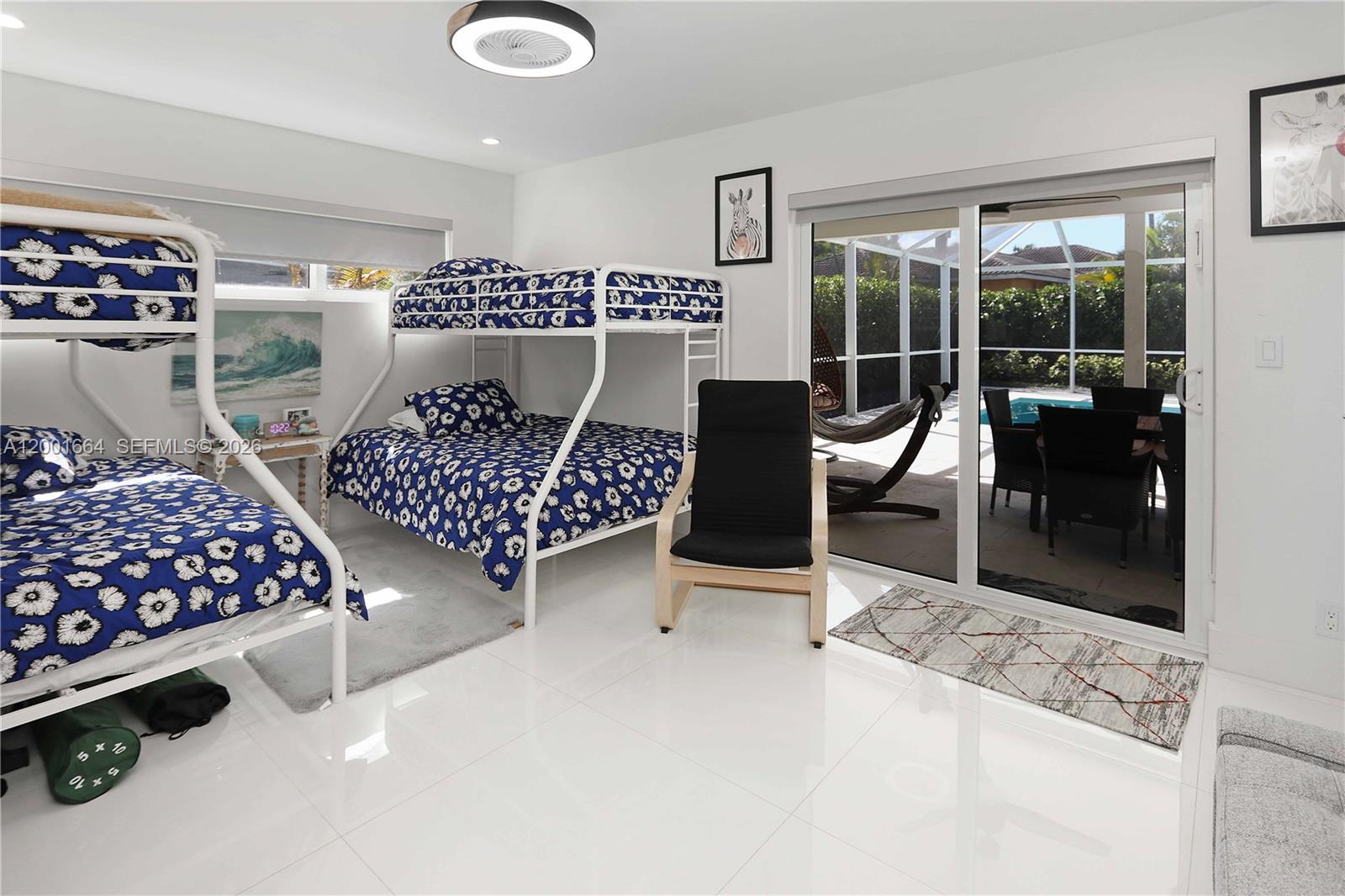 HOLLYWOOD GOLF ESTATES SE - Residential