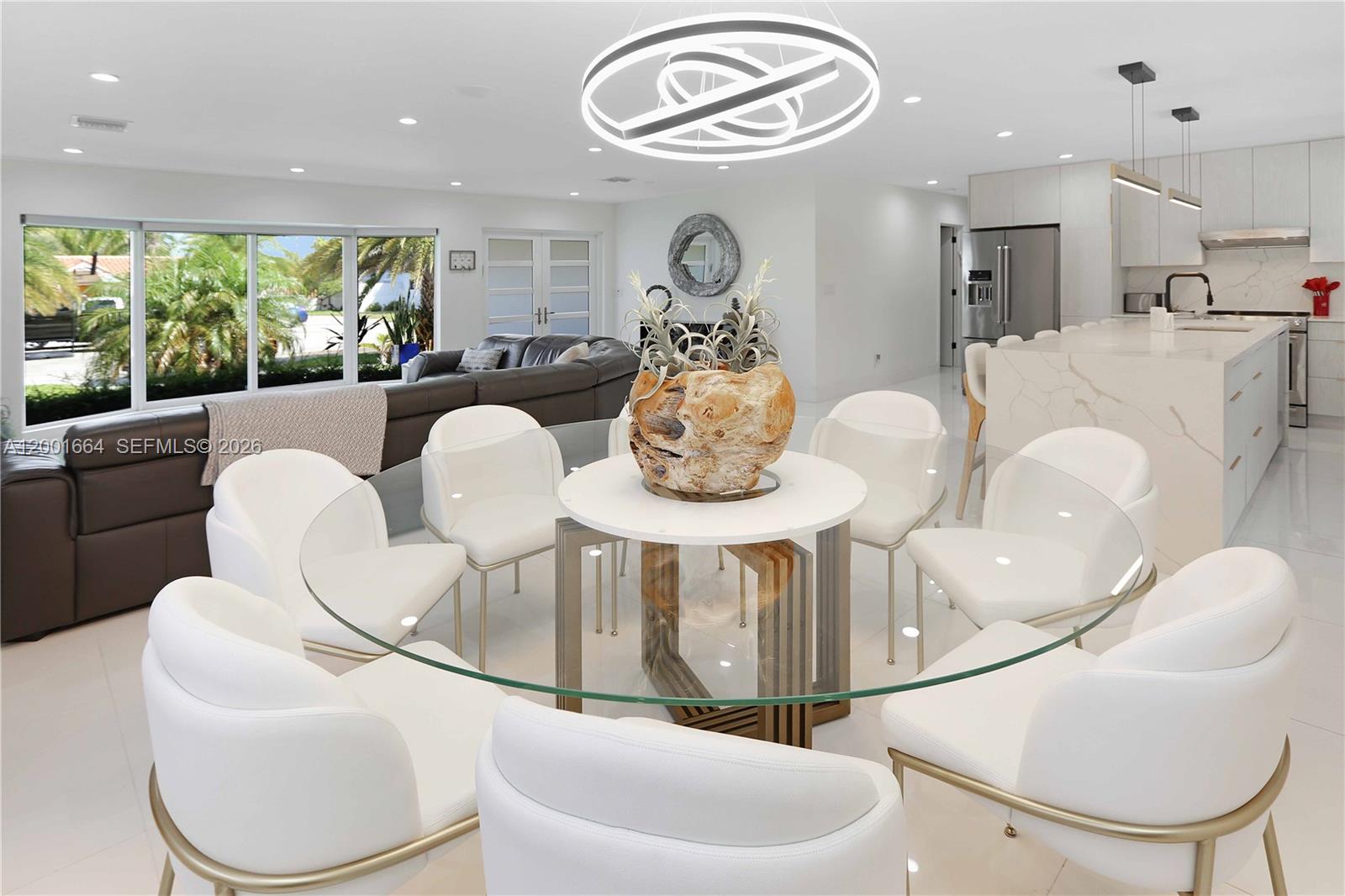 HOLLYWOOD GOLF ESTATES SE - Residential