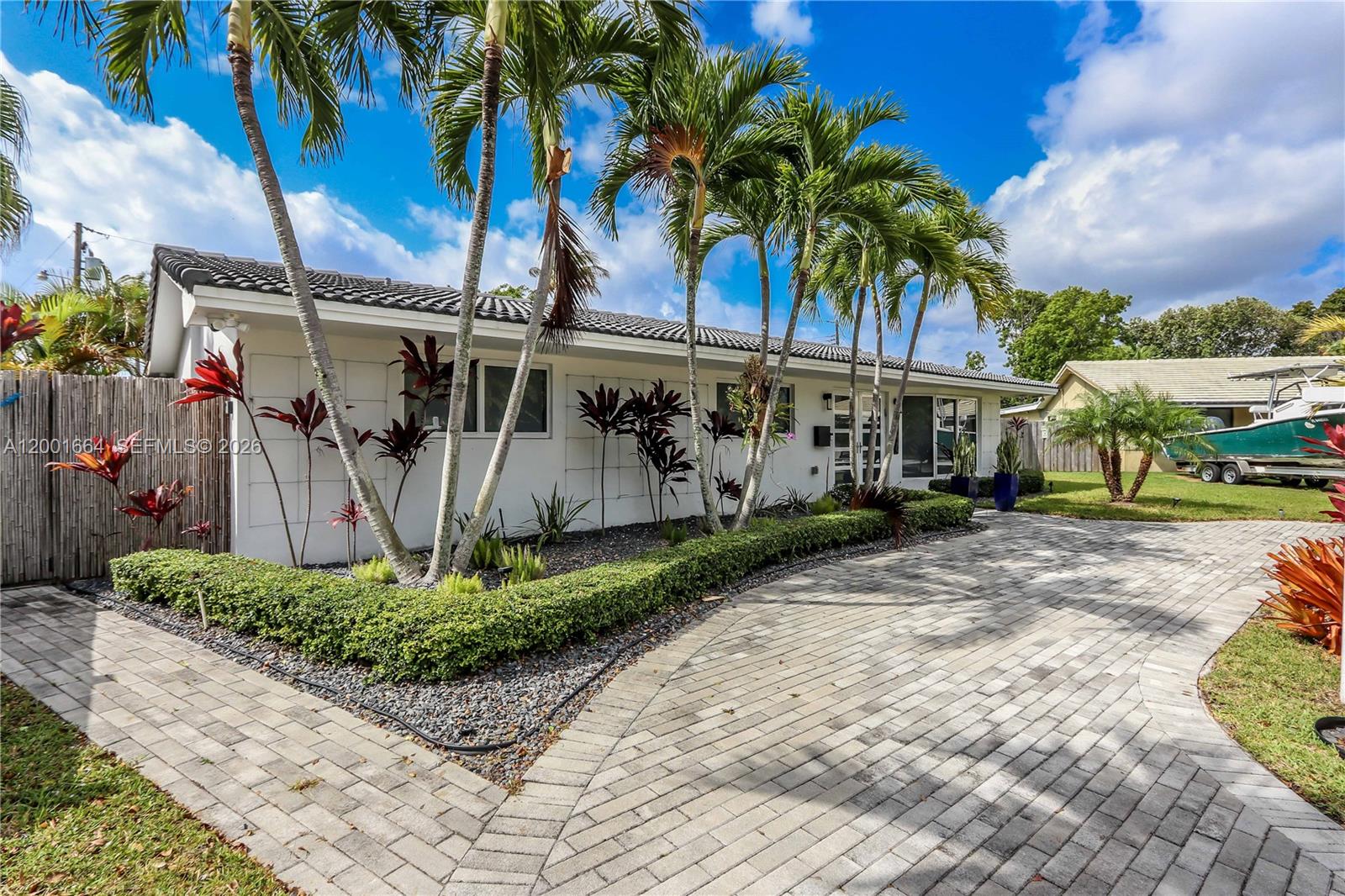 Hollywood, Florida, 33019, United States, 4 Bedrooms Bedrooms, ,3 BathroomsBathrooms,Residential,Active,2037497