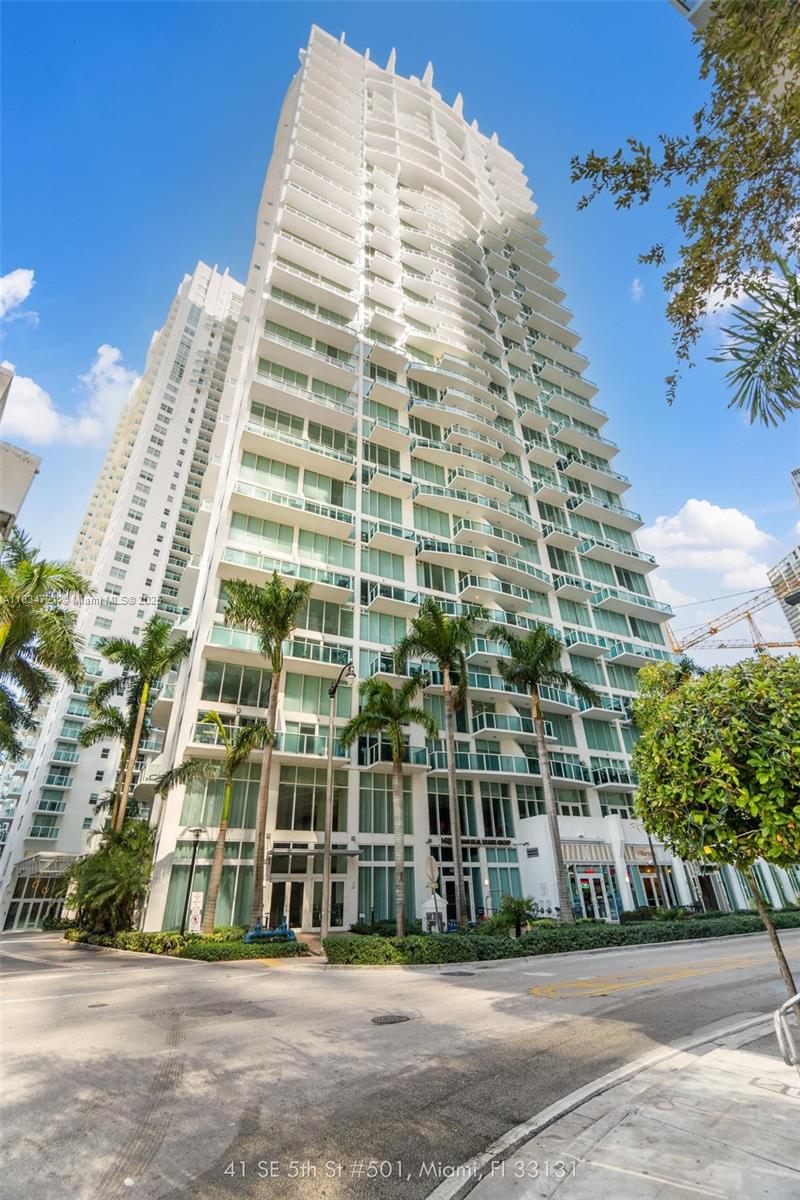 41 SE 5th St 501