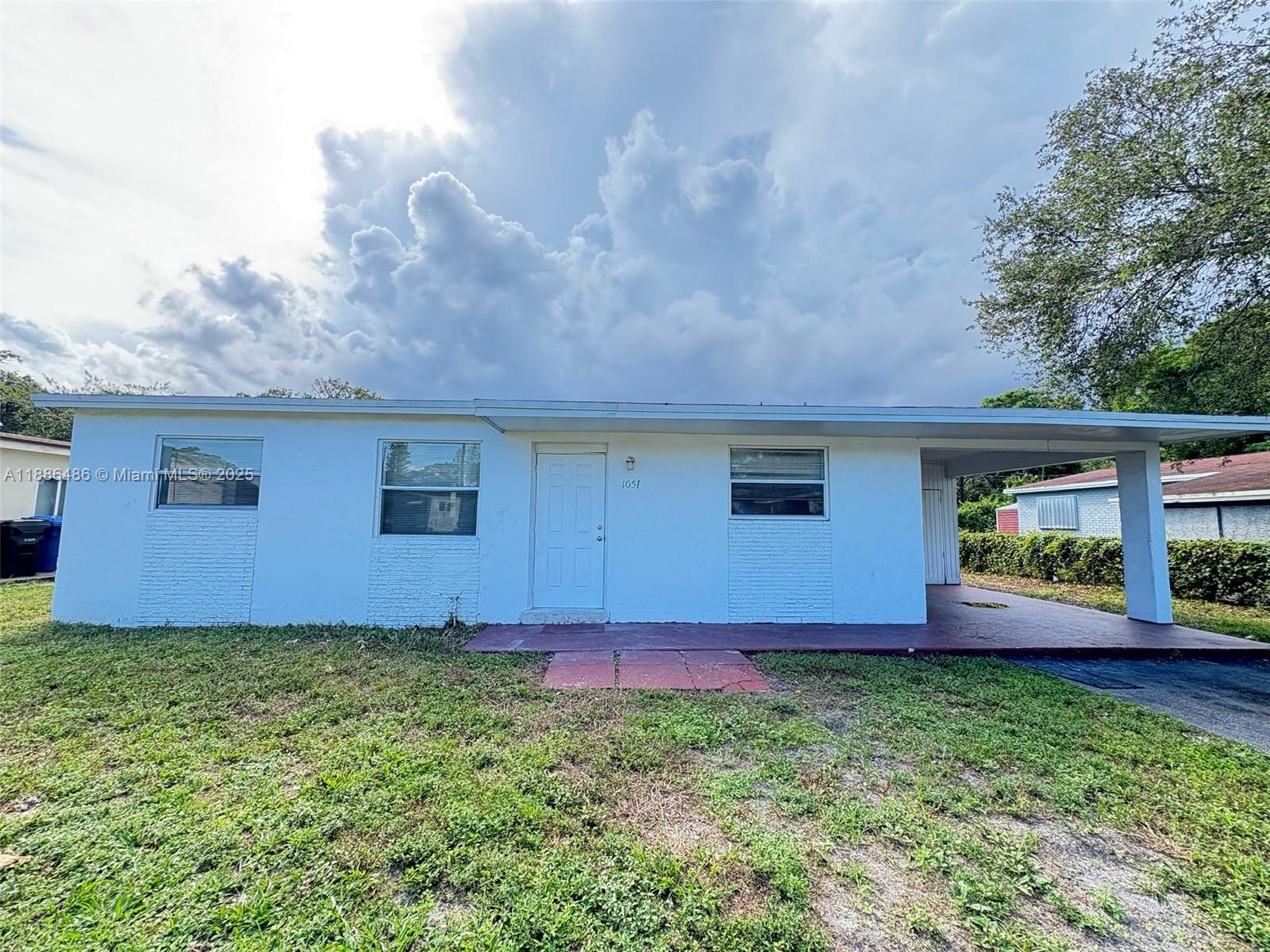 DILLARD PARK ESTATES 1ST - Residential Lease