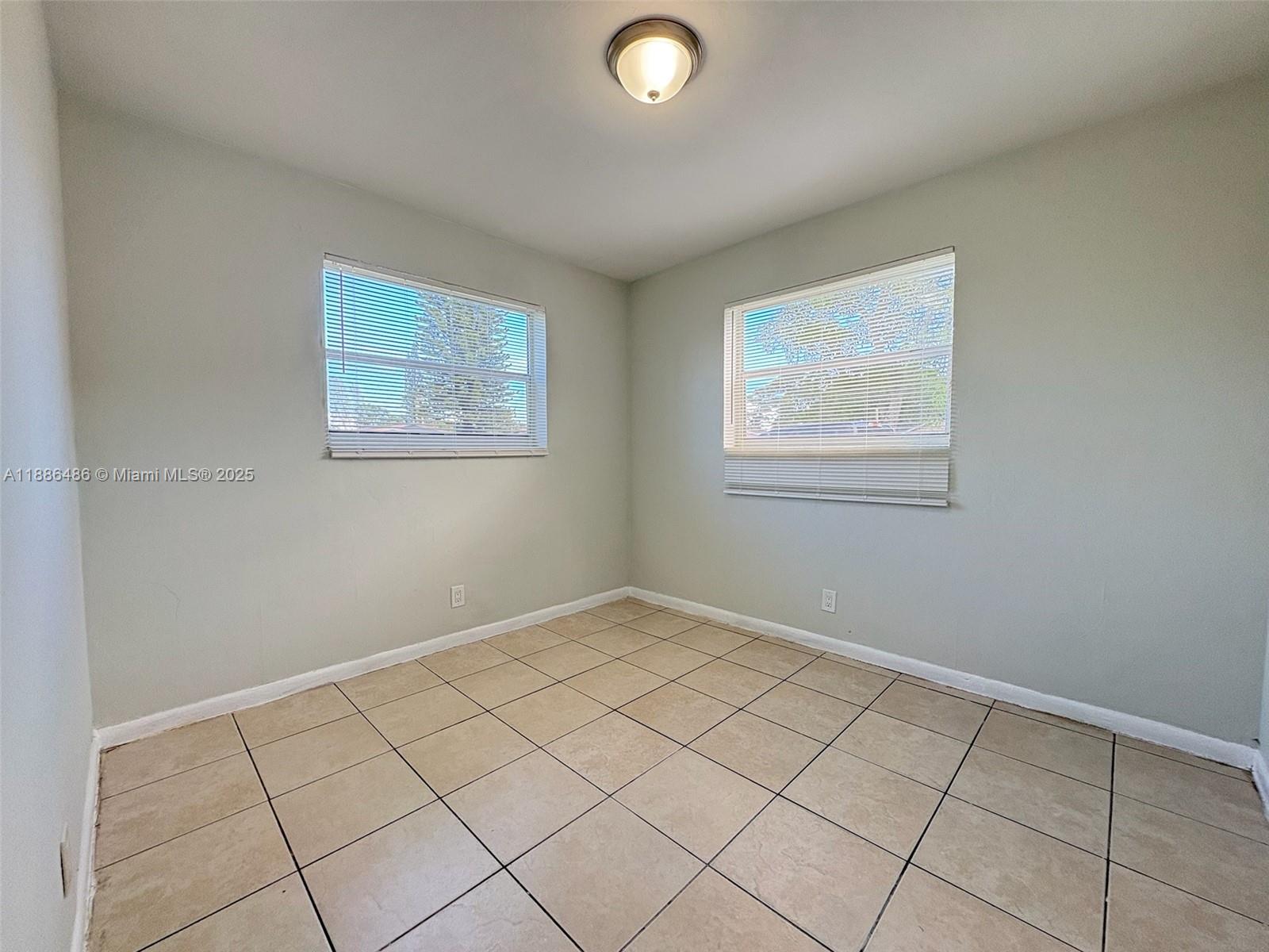 DILLARD PARK ESTATES 1ST - Residential Lease